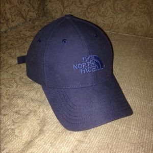 The North Face Hat NWOT